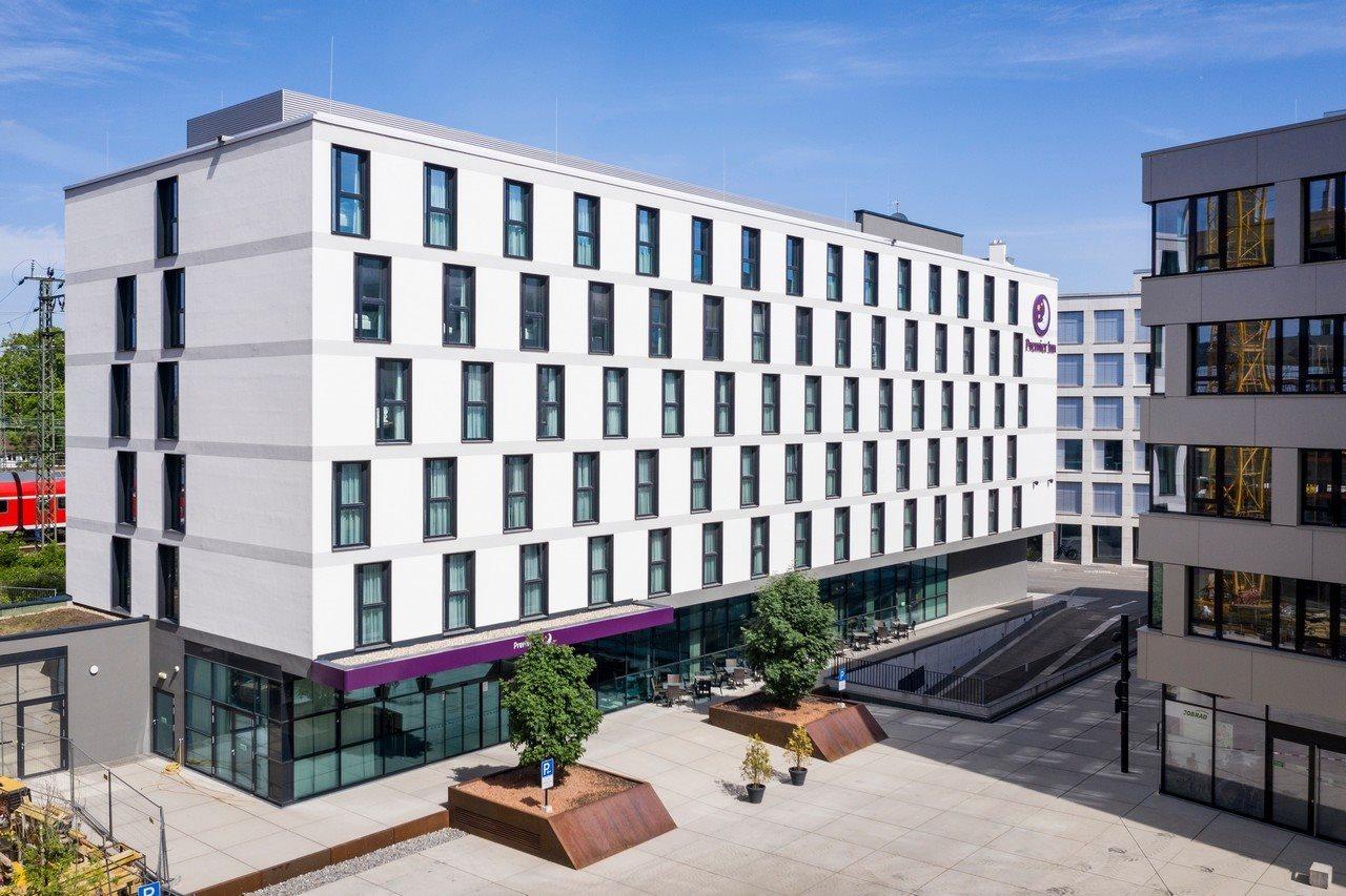 Holiday Inn Express - Freiburg - City Centre Exterior photo